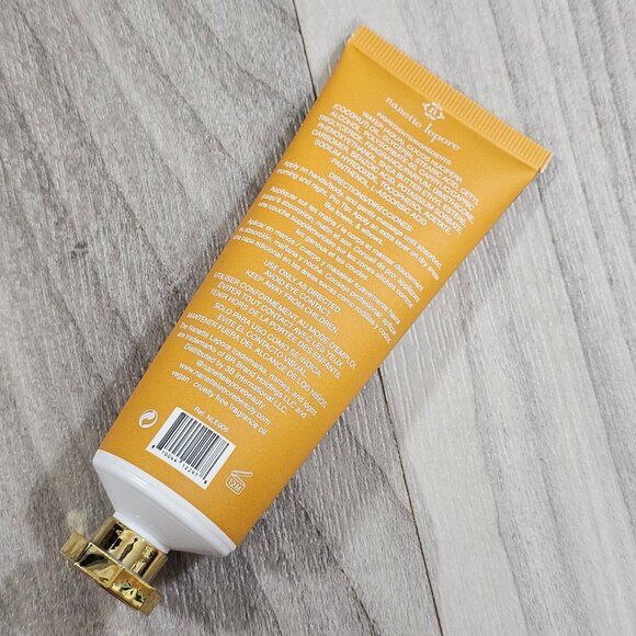 Nanette Lepore Everlasting Hand Lotion Cream with Vitamin E, 2.5 oz - Picture 2 of 5